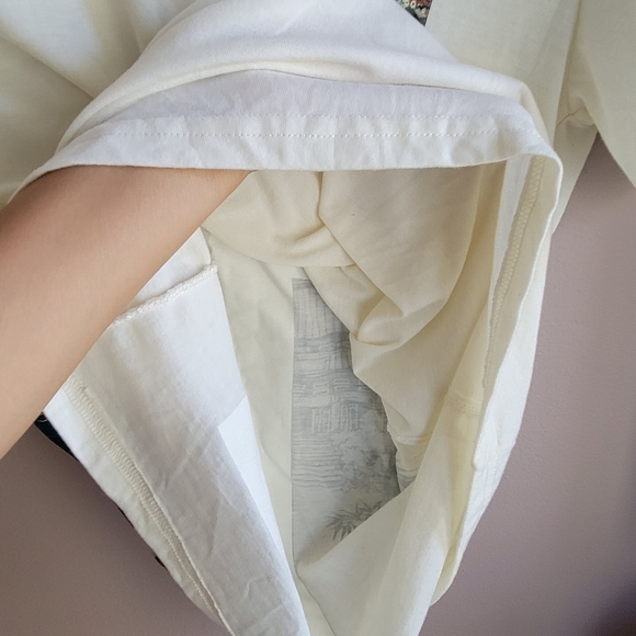 GSTR Men's Tokyo JPN Mountain Graphic Print Ivory Shirt Size S Made In Peru - Picture 9 of 11